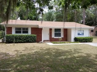 12237 SE Highway 464, Ocklawaha, FL 32179
