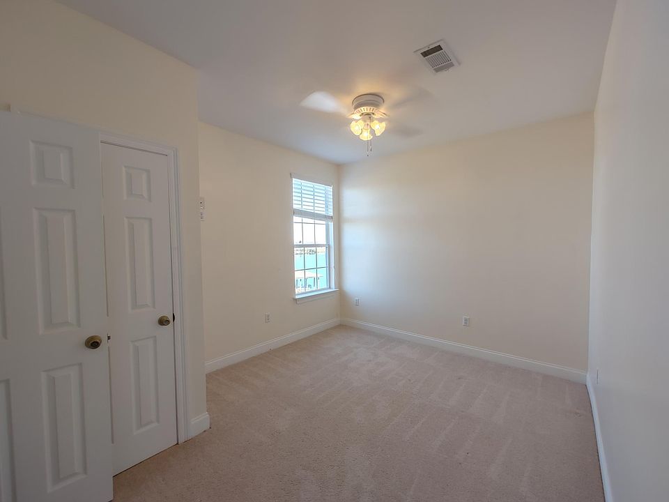 1st bedroom