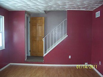 2nd image of 62 Beechwoode Ln #1