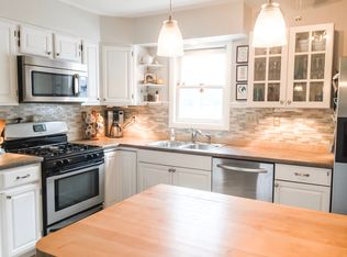 83 Tracy Dr, Burlington, VT 05408