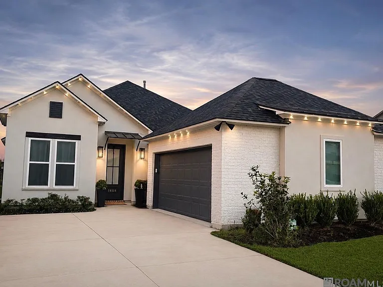 14414 Wally Way — Photo 2