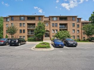 11323 Commonwealth Dr APT 303, Rockville, MD 20852