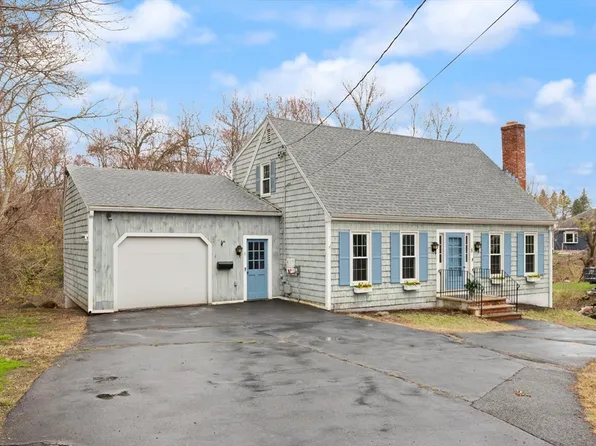 8 Van Norden Rd, Woburn, MA 01801
