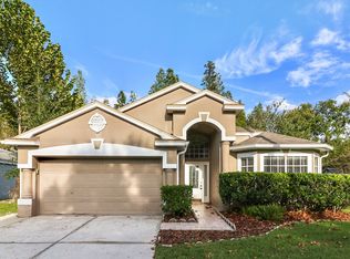 1102 Timber Trace Dr, Wesley Chapel, FL 33543