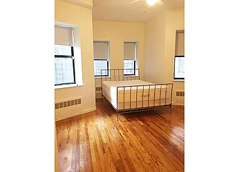 Rented by Warburg