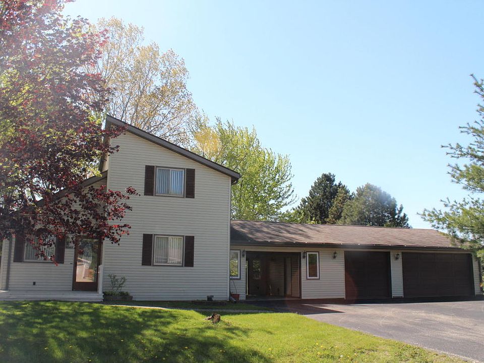 1st image of W6017 Mariner Hills Trl