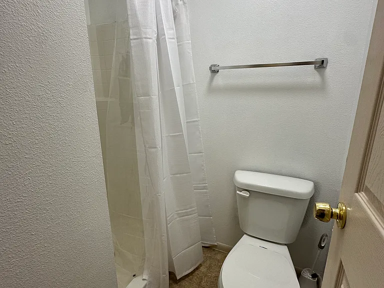 576 W 1045 N #A18 — Photo 11