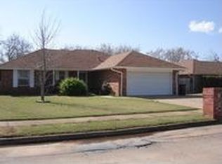 1513 Old Mill Rd, Moore, OK 73160