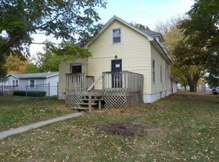 311 Wilson St, Blakesburg, IA 52536