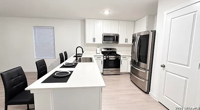 3 bed, 2.5 bath, 1360 sqft, $1,750 — Photo 1