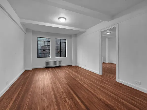 25 Tudor City Pl APT 1211, New York, NY 10017