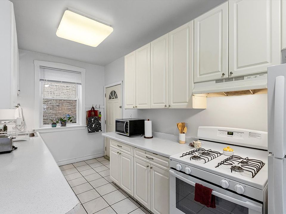 1st image of 6654 N Newgard Ave APT 1