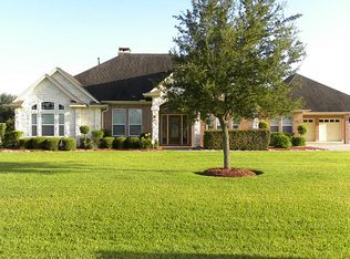 319 Lago Cir, Santa Fe, TX 77510