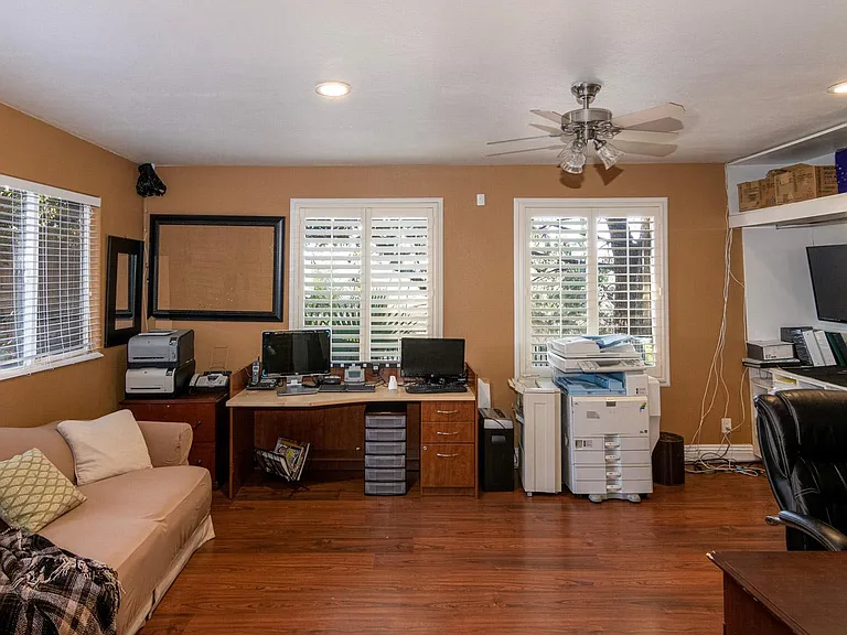 356 S Mohler Dr — Photo 64