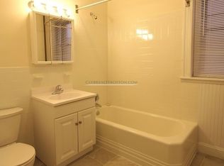 145 Freeman St #312, Brookline, MA 02446