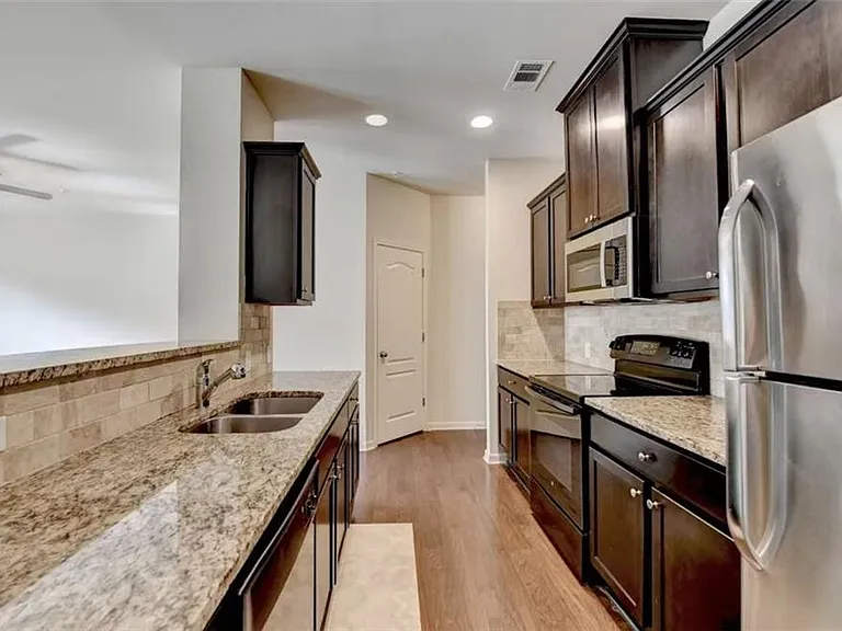 2273 Spicy Pine Dr — Photo 6