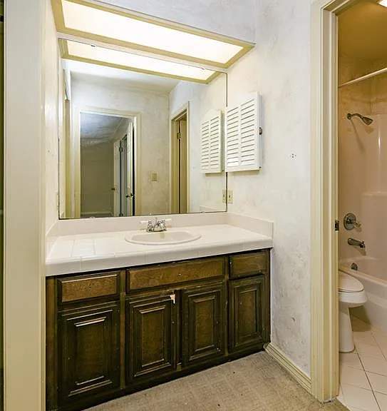 65 Tealwood St — Photo 32