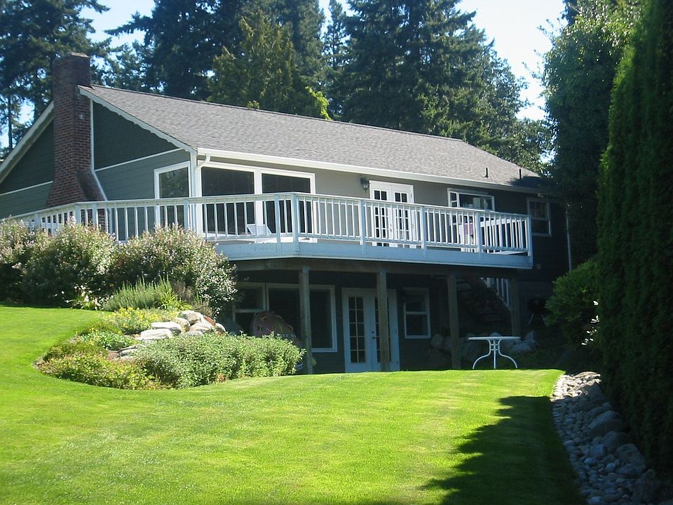 2nd image of 7123 Interlaaken Dr SW