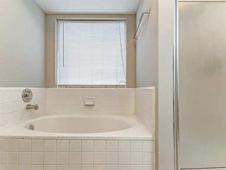 23922 Spring Dane Dr — Photo 8
