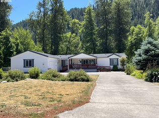 47788 Fairy Glen Dr, Oakridge, OR 97463