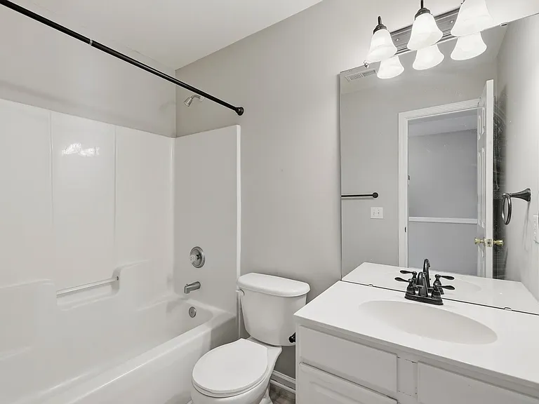 3221 Mannington Dr — Photo 22
