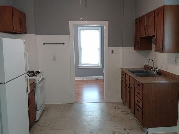 5th image of 6715 Glades Ave