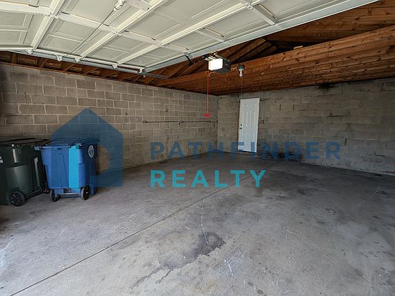 4th image of 2031 Stegman Ave
