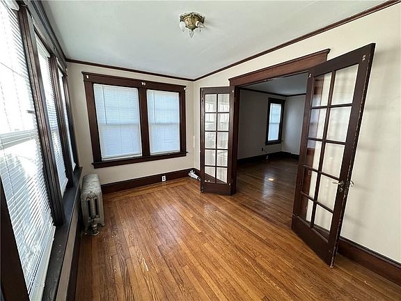 5th image of 120 Pontiac Ave Floor 1
