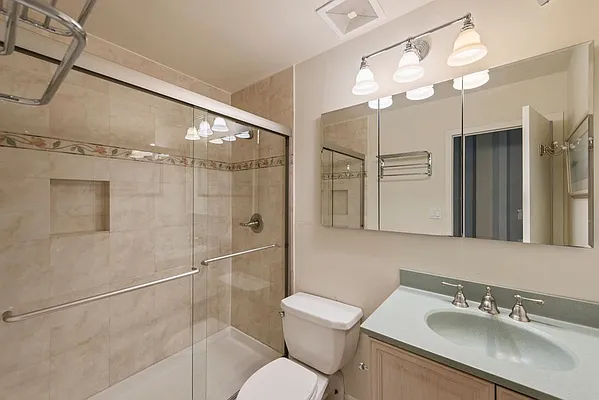 Sold by Nest Seekers International | media 7