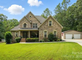 8101 Cane Pointe Ln, Waxhaw, NC 28173