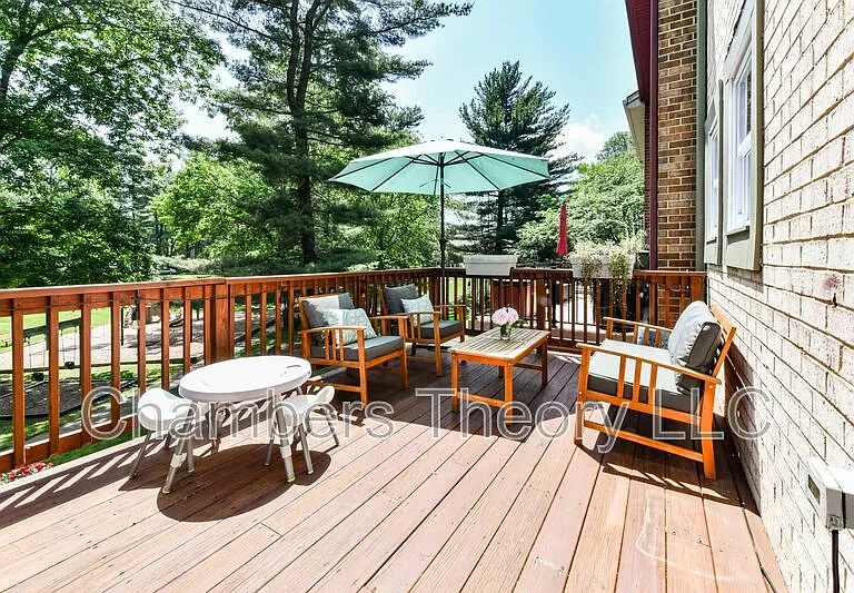 2107 Golf Course Dr — Photo 25