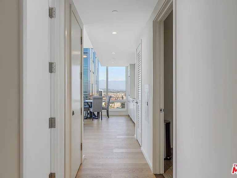 877 Francisco St #4202 — Photo 13