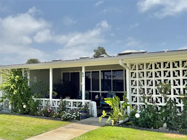 1664 Thunderbird Dr APT 17I, Seal Beach, CA 90740