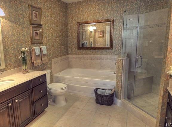 Garrison MODEL HOME master bath