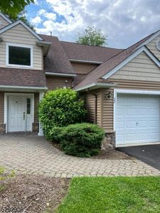 32 Bramble Ct, Hamburg, NJ, 07419
