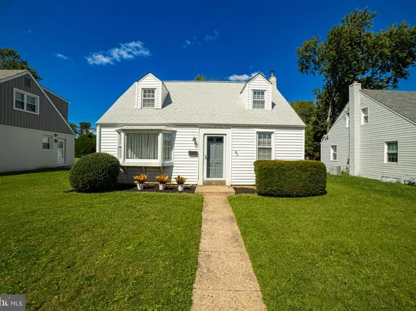 2213 Pershing Ave, Morton, PA 19070