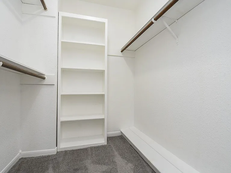 15814 Winding Moss Dr — Photo 27