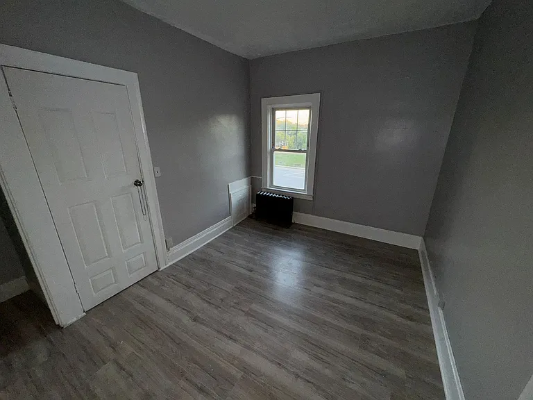 1374 West Blvd — Photo 8