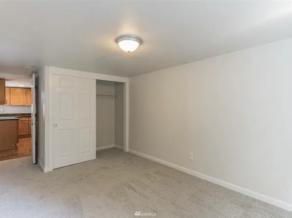 418 E Gowe St #C, Kent, WA 98030