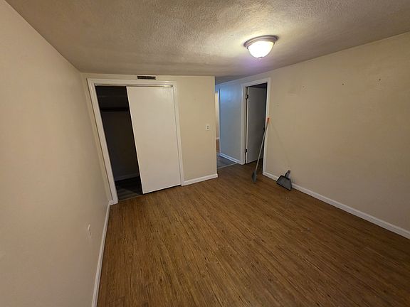 2nd image of 55 Reuben St #3