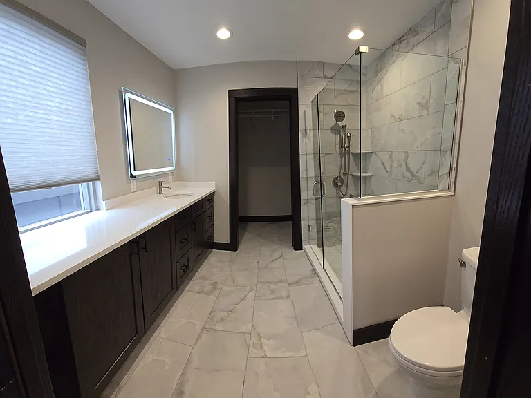 512 Division St S #1 — Photo 8