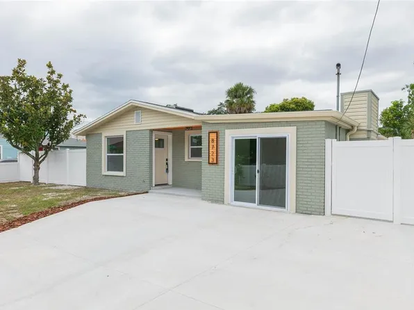 8723 N River Forest Cir, Tampa, FL 33604