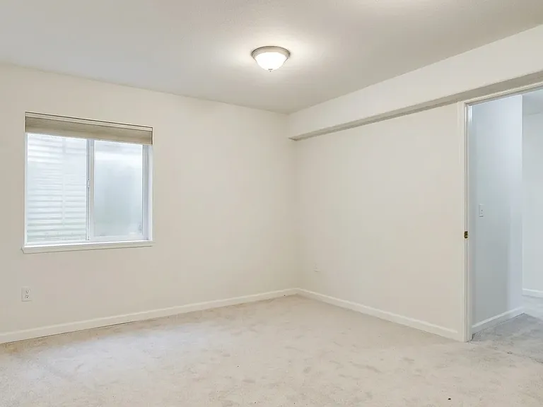 1395 E 100th Ln — Photo 86