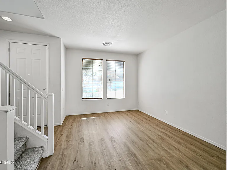1808 E Dunbar Dr — Photo 3