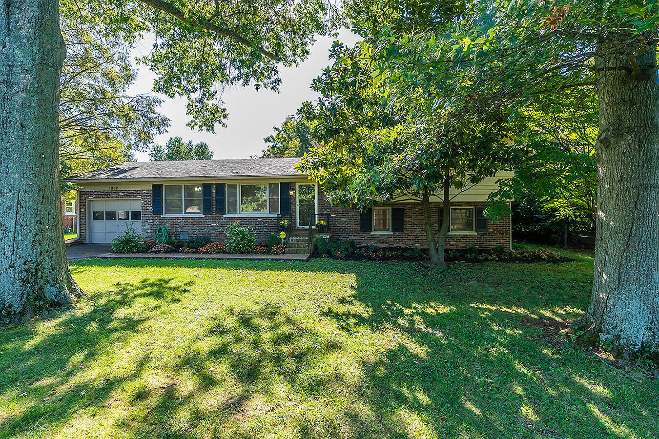 1890 Parkers Mill Rd, Lexington, KY 40504 Zillow