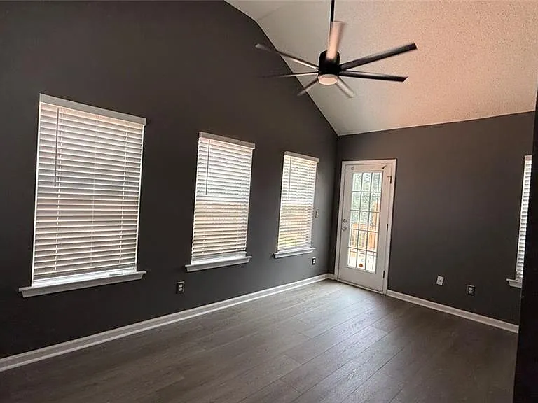 12012 Red Ivy Ln — Photo 12