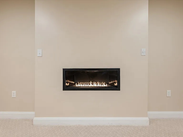 9036 Jeffery Rd — Photo 14