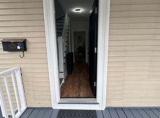 48 Santa Barbara St, Springfield, MA 01104