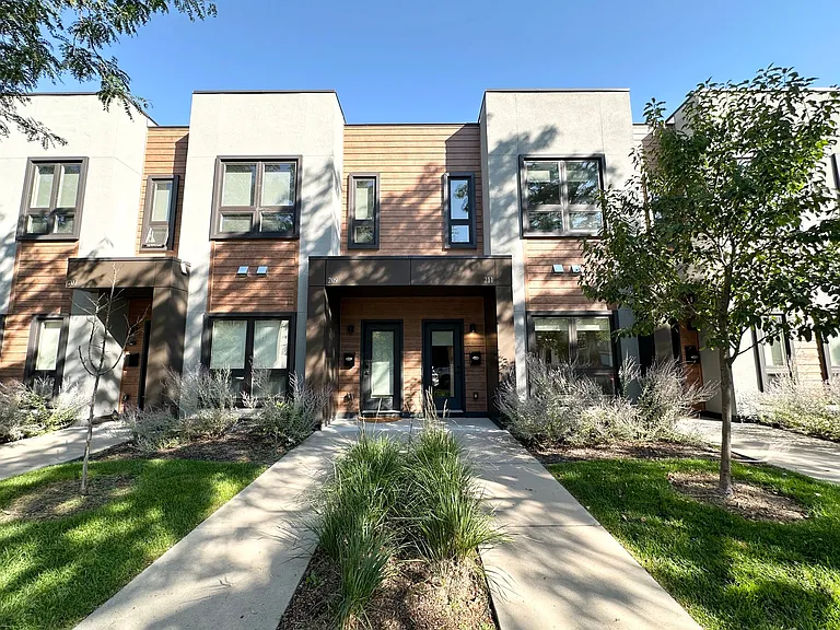 Lowry Row Homes — Photo 15