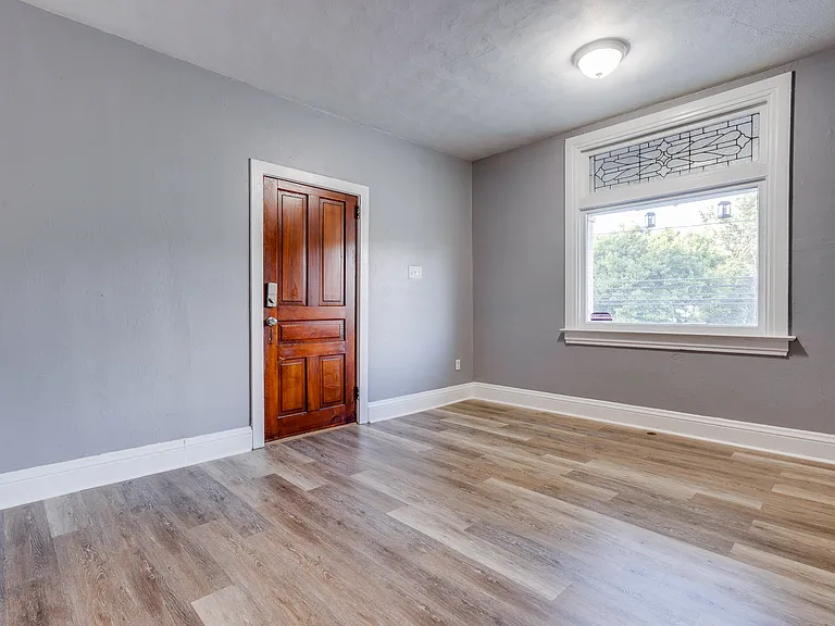 955 Berkshire Ave #1 — Photo 5